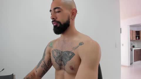 Matheus     online show from 09-18-25, 02:52