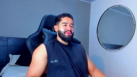 Mathew Flintt  online show from 11-30-25, 06:01