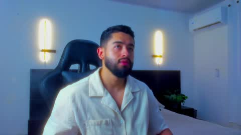 Mathew Flintt  online show from 04-12-26, 09:31