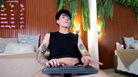 Snapshot of mathew_stardust chatting on 02-08-26, 12:03 Mathew Stardust online show from 02-08-26, 12:03