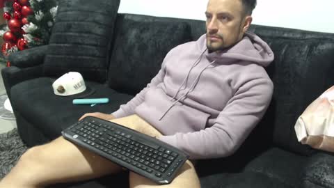 ..................................................................................................onlyfans i am mathew online show from 12-25-24, 01:10