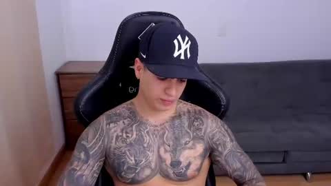 Snapshot of mathew_wolf4 chatting on 06-27-26, 10:15 Mathew Independent model online show from 06-27-26, 10:15