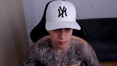 Snapshot of mathew_wolf4 chatting on 07-15-26, 05:45 Mathew Independent model online show from 07-15-26, 05:45