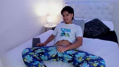 Mathew online show from 09-18-25, 06:43