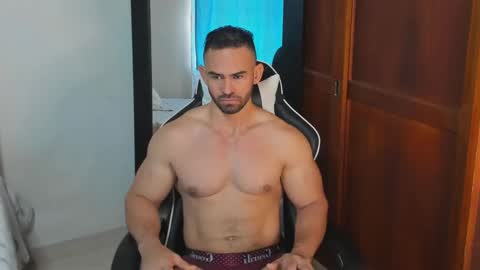 Snapshot of mathews_smith chatting on 10-29-25, 02:52 mathews_smith online show from 10-29-25, 02:52