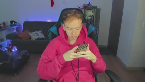 Alejandro Alex online show from 12-30-24, 05:23