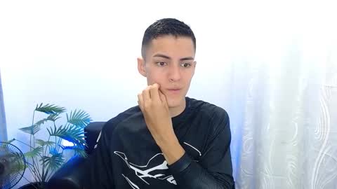 Matias online show from 09-09-25, 01:54