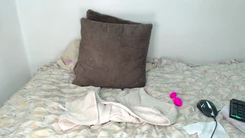 Snapshot of matildarave chatting on 01-20-25, 09:43 Mathi online show from 01-20-25, 09:43