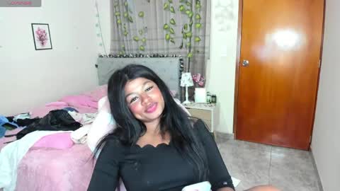 Daniela online show from 04-11-26, 02:16
