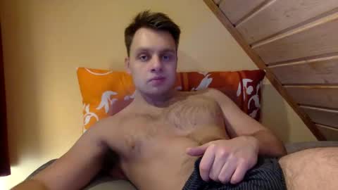 Snapshot of matko1492 chatting on 12-14-24, 04:34 matko1492 online show from 12-14-24, 04:34