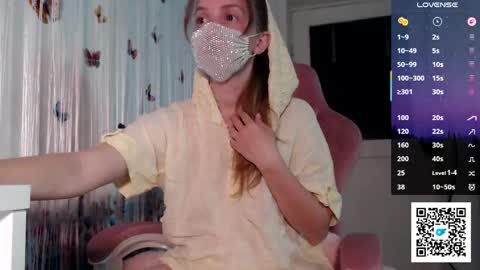 Snapshot of matreshka_balalaika chatting on 03-17-26, 06:55 Zoya online show from 03-17-26, 06:55