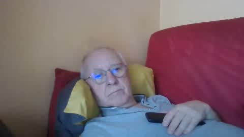 Snapshot of matricule4246 chatting on 01-31-25, 09:27 joyaam79 online show from 01-31-25, 09:27