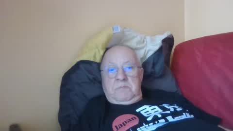 Snapshot of matricule4246 chatting on 02-09-25, 09:37 joyaam79 online show from 02-09-25, 09:37