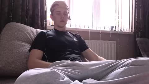 Snapshot of matt_aniston chatting on 03-03-25, 08:49 Matt online show from 03-03-25, 08:49