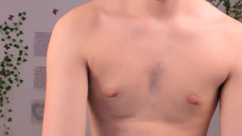 Snapshot of matt_soldi chatting on 09-23-25, 12:52 Matas online show from 09-23-25, 12:52