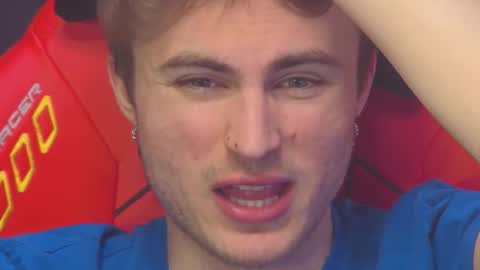 Snapshot of mattcashxxx chatting on 03-01-26, 02:02 Matt Cash online show from 03-01-26, 02:02