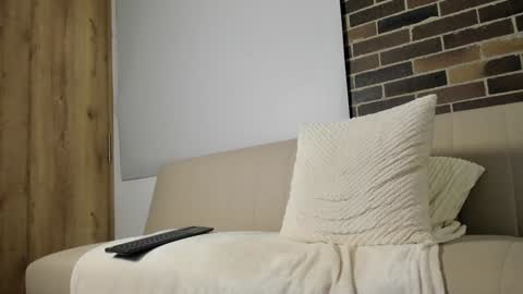 mattaclawjean online show from 12-19-24, 01:07