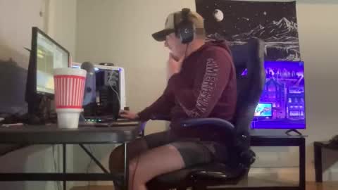 MattDawg13 online show from 04-07-26, 04:46