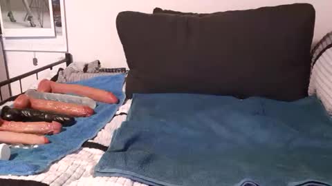 Snapshot of matten80 chatting on 02-12-26, 04:35 matten80 online show from 02-12-26, 04:35