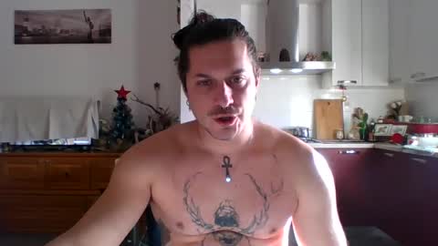 matteushh87 online show from 01-07-25, 08:45