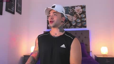 Snapshot of matthew_colee chatting on 04-21-26, 01:29 Matthew INDEPENDENT MODEL online show from 04-21-26, 01:29