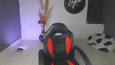 mattias     online show from 01-26-25, 12:48