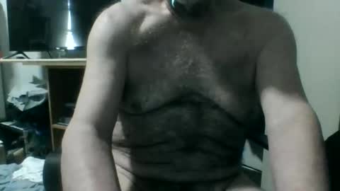 Snapshot of mattnudist chatting on 05-27-26, 08:50 Matt online show from 05-27-26, 08:50