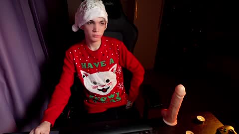 Snapshot of mattyaiden chatting on 12-25-24, 02:34 Matty Aiden online show from 12-25-24, 02:34