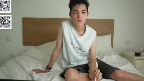 Snapshot of mattyaiden chatting on 05-27-26, 01:30 Matty Aiden online show from 05-27-26, 01:30