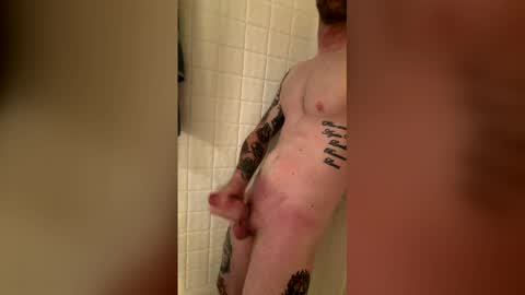 Snapshot of mattyice734 chatting on 12-21-25, 07:43 mattyice734 online show from 12-21-25, 07:43