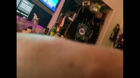 NiceBigJuicyHead online show from 09-30-25, 02:38