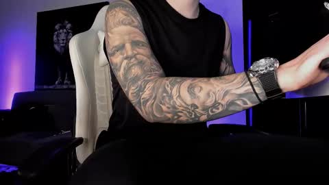 Snapshot of mattytwink69 chatting on 11-04-25, 07:51 Matt online show from 11-04-25, 07:51