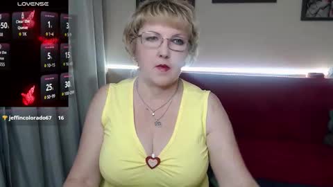 Snapshot of mature_blonde7 chatting on 11-28-25, 02:53 Lana online show from 11-28-25, 02:53