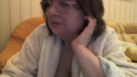 Cat online show from 01-07-25, 01:17