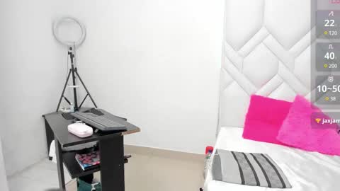 ISABEL online show from 03-07-25, 12:15