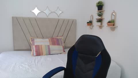 Martina online show from 03-31-26, 09:15