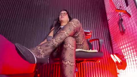 Snapshot of mature_naughty_x chatting on 06-25-26, 01:27 DEBORA online show from 06-25-26, 01:27