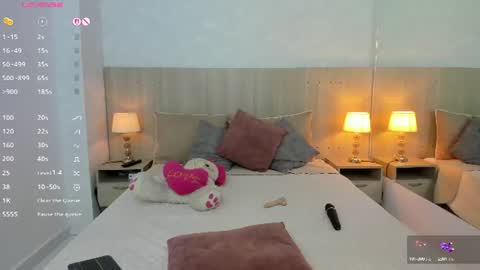 Snapshot of mature_vayolet chatting on 06-19-26, 11:25 Vayolet Castro online show from 06-19-26, 11:25