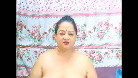 matureindian654u online show from 04-07-26, 10:37