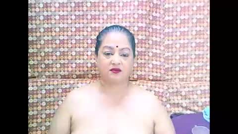 Snapshot of matureindian654u chatting on 05-26-26, 09:16 matureindian654u online show from 05-26-26, 09:16