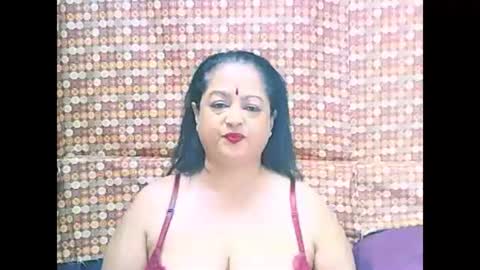 Snapshot of matureindian654u chatting on 05-29-26, 06:06 matureindian654u online show from 05-29-26, 06:06