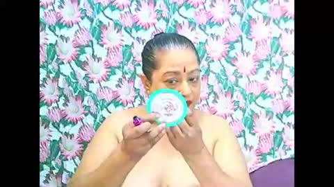 Snapshot of matureindian654u chatting on 06-10-26, 07:51 matureindian654u online show from 06-10-26, 07:51