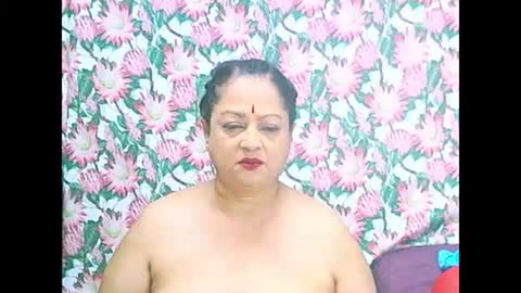 Snapshot of matureindian654u chatting on 07-01-26, 05:45 matureindian654u online show from 07-01-26, 05:45