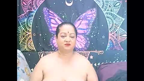 Snapshot of matureindian654u chatting on 07-13-26, 06:44 matureindian654u online show from 07-13-26, 06:44