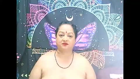 Snapshot of matureindian654u chatting on 08-03-26, 06:22 matureindian654u online show from 08-03-26, 06:22