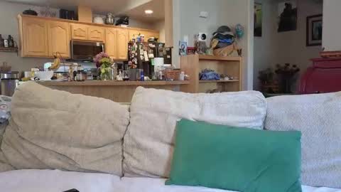 Snapshot of matureluvin chatting on 11-15-25, 10:59 JustUs online show from 11-15-25, 10:59