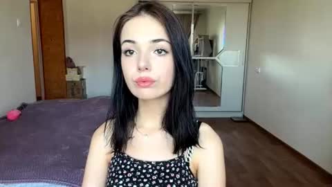 Lina online show from 06-22-26, 05:15