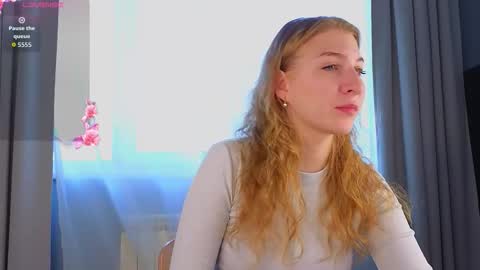 Snapshot of maureencoombs chatting on 09-14-25, 04:22 maureencoombs online show from 09-14-25, 04:22