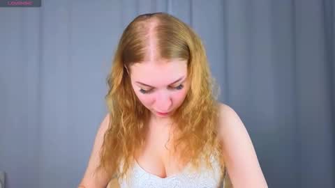 maureencoombs online show from 09-24-25, 04:05