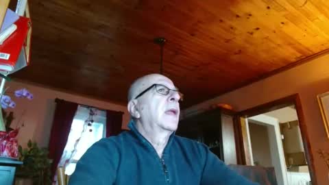 Maurice online show from 01-31-25, 12:29